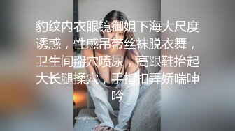 大叔和熟女的日常性爱吊钟奶子，无套女上位啪啪深喉口交暴力打桩