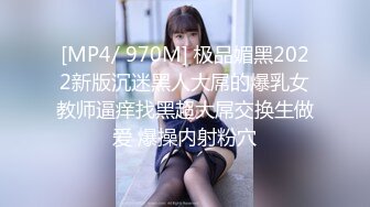 对 AV 充满好奇且有整洁感觉的业余女儿