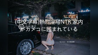 水上乐园淋浴室偷拍美女 洗澡前还化妆