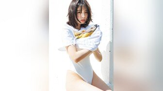 【OnlyFans】韵味美妇熟女 nanako_sexy 情趣自慰掰穴VIP订阅，把美妇的骚穴展现在你的眼前，两瓣阴唇和黑油发亮的阴毛 20