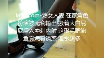 福州女友，我有一只小骚逼：啊啊啊啊不行啦不行啦，拔拔拔。露脸做爱，小逼好紧呀，刚插进去就想射！